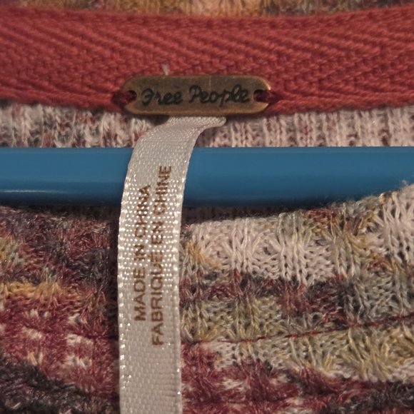 Free People Boho Floral Burgundy Women's Top EUC - Picture 2 of 6